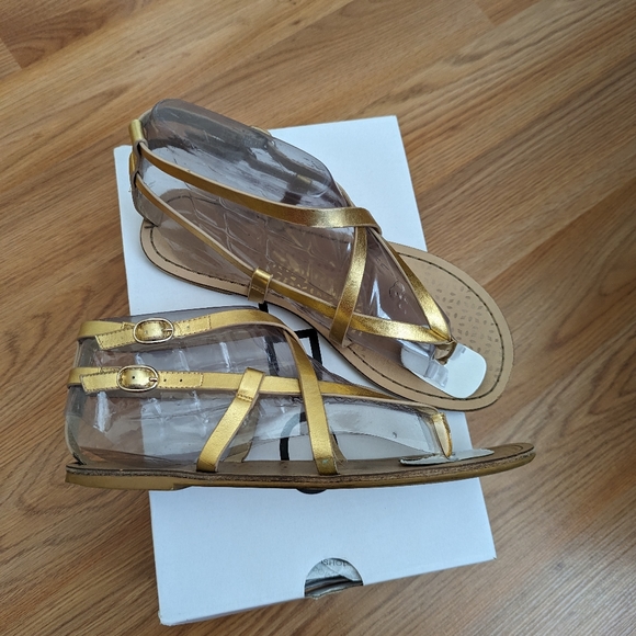 Aldo Sevoclya Strappy Gold Sandals Size 8 - Picture 1 of 7